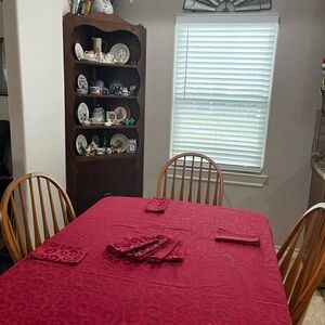 Elegant Red Dining Tablecloth Set